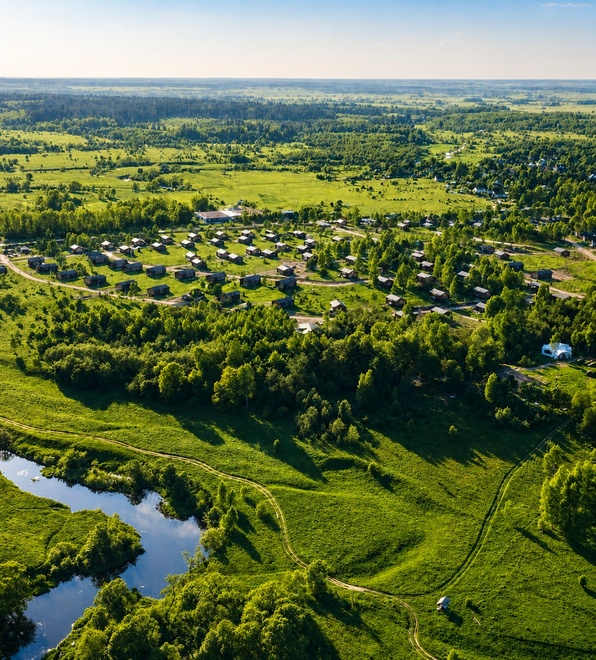 Загородный посёлок среди зелени